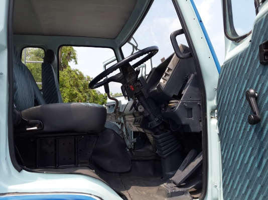 ขายรถเทรลเลอร์บรรทุกรถเกี่ยวข้าว 10 ล้อ ISUZU ROCKY เครื่อง 6BG1 = 175 แรงม้า ประหยัดน้ำมัน รถ 2 เพลา สภาพสวย