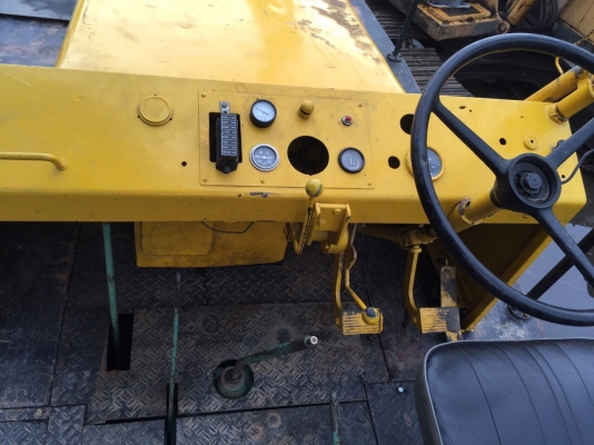 ต้องการขายรถบดล้อยาง9ล้อSAKAI TS7409 สภาพพร้อมใช้งาน