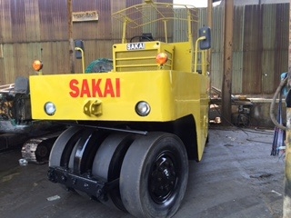 ต้องการขายรถบดล้อยาง9ล้อSAKAI TS7409 สภาพพร้อมใช้งาน