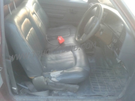 รถกระบะดัมพ์ 4 ล้อ ยี่ห้อ TOYOTA ปีจดทะเบียน 2535  2,500 CC.