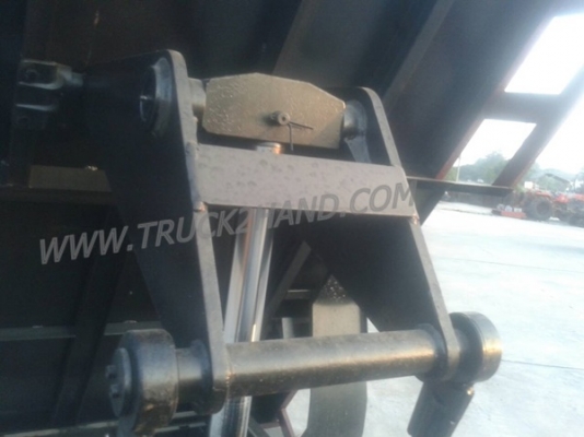 รถกระบะดัมพ์ 4 ล้อ ยี่ห้อ TOYOTA ปีจดทะเบียน 2535  2,500 CC.