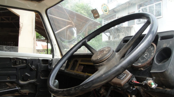 ISUZU JCM 10ล้อเพลาเดียวพื้นเรียบ เครื่อง6BD1 เบรคทิฟฟี่ เพาเวอร์ ยางดี คัสฃีสวย ราคาถูก