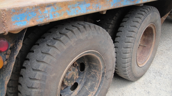 ISUZU JCM 10ล้อเพลาเดียวพื้นเรียบ เครื่อง6BD1 เบรคทิฟฟี่ เพาเวอร์ ยางดี คัสฃีสวย ราคาถูก