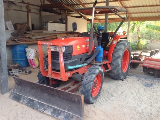 ขายด่วนคูโบต้าL4508DI มีภาพวีดีโอ พร้อมอูปกรณ์ 3 รายการตราช้าง ผานดันหน้า ผานหลัง โรตารี่ สภาพรถพร้อ ขายด่วนคูโบต้าL4508DI มีภาพวีดีโอ พร้อมอูปกรณ์ 3 รายการตราช้าง ผานดันหน้า ผานหลัง โรตารี่ สภาพรถพร้อ