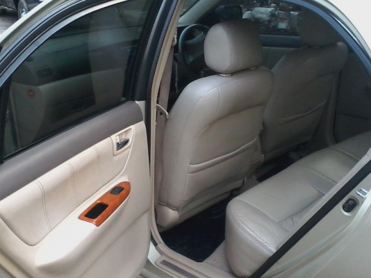 ขายด่วนครับ TOYOTA ALTIS 1.8 ปี03 สีทอง ติดแก๊ส LPG แล้วครับ รถเดิมๆพร้อมใช้ครับ