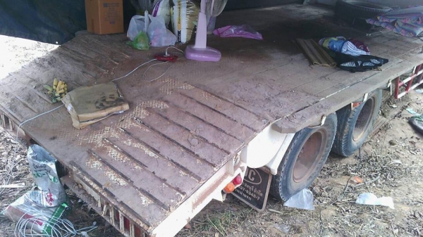 ขายเทรลเลอร์2เพลา เครื่องดี แคชซีสวย ยางใหม่ พ.เพาเวอร์ เบรกทิฟฟี่ ภายในสวย สภาพพร้อมใช้งาน เอกสารพร้อมโอน สนใจโทร 090-8588220คุณนะ 093-3258446คุณบิว ID:narong498 หรือ www.truck.in.th/498 หรือเพจFacebook ณรงค์ ซื้อขายรถมือสอง (เว็บไซต์ส่วนตัว)