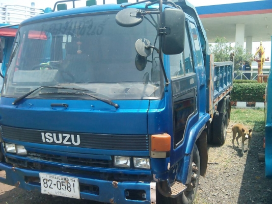 ขาย 6 ล้อดัมพ์ อิซุชูร็อคกี้ 175 แรง เครื่อง 6BG1 สนใจโทรฉลาดศิลป์ 0810707634