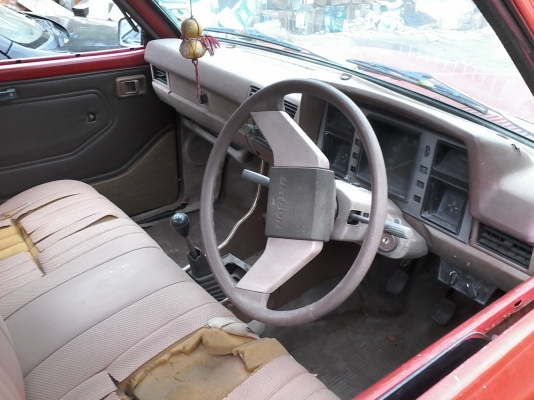 ขายด่วนครับ DATSAH 720 เครื่อง เบนซิน 4 ขอ พร้อมเข้าสวนครับ