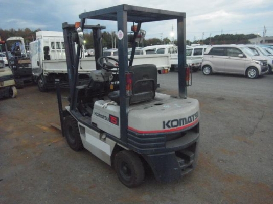 ขายรถโฟล์คลิฟท์มือสอง KOMATSU รุ่น FG15-15 ราคา 135,000 บาท นำเข้าจากประเทศญี่ปุ่น 100\% ไม่เคยใช้งานในประเทศไทย