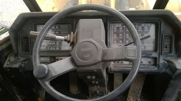 ขายรถตัก TCM 890 ขายรถตัก TCM 890