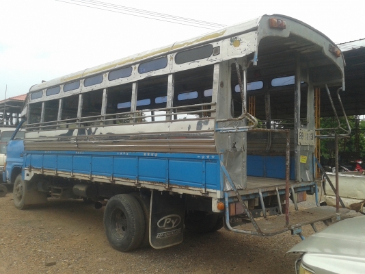 ขายด่วน6ล้อKS หัวยกได้ช่วงยาว5.50ม.เครื่องเกียร์4BD115 พวงมาลัย พาวเวอร์ ขายด่วน6ล้อKS หัวยกได้ช่วงยาว5.50ม.เครื่องเกียร์4BD115 พวงมาลัย พาวเวอร์