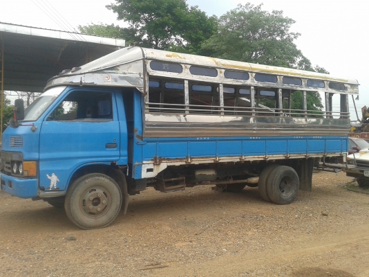 ขายด่วน6ล้อKS หัวยกได้ช่วงยาว5.50ม.เครื่องเกียร์4BD115 พวงมาลัย พาวเวอร์ ขายด่วน6ล้อKS หัวยกได้ช่วงยาว5.50ม.เครื่องเกียร์4BD115 พวงมาลัย พาวเวอร์