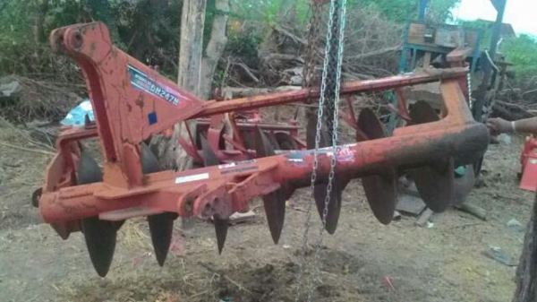 ขายผานรุ่นmใส่กับรถไถใหญ่70แรง7&times;24