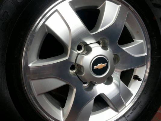 ขายล้อถอดป้ายแดง เชฟโรเลต พร้อมยาง BS 245 70 16