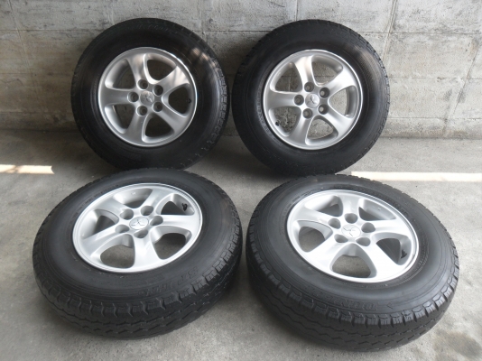 ล้อแม็ก 15นิ้ว 5รู ไทรตั้น พร้อมยาง สวยๆ 4 ล้อ ราคา 4700 บาท