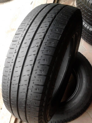 215/70R15 MICHELIN AGILIS ปี 2013 มี 2 เส้น tel.081-427-3941