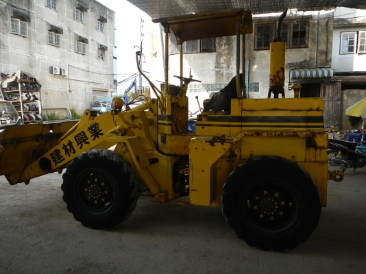 ขายรถตักล้อยางMITSUI HL707 พร้อมใช้งาน