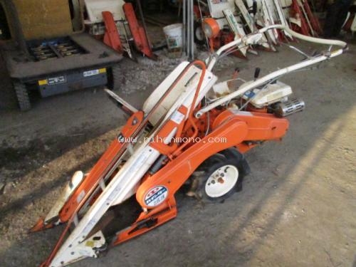 รถเกี่ยวข้าวเดินตาม   KUBOTA    ZE30A  รหัสสินค้า : 14002144    หรือเพิ่มเติมไดที่ www.nihonmono.com