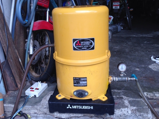 ขายปั้มน้ำอัตโนมัติ mitsubishi 350W สภาพสวย ตรวจเช็คแรงดันเรียบร้อยแล้ว ไม่มีรั่วซึม พร้อมใช้งาน