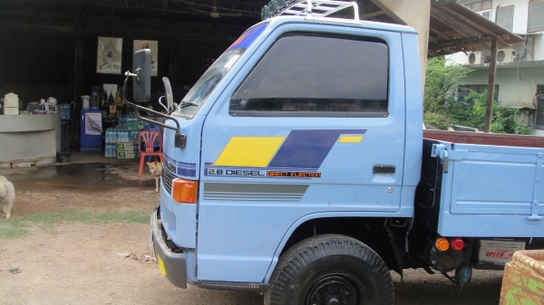 ISUZU NKR กะบะบรรทุก4ล้อ เครื่อง4JB1(88แรง)เพาเวอร์ ยางดี คัสฃีสวย สภาพพร้อมใช้ ราคาถูก