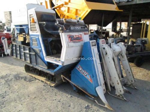 รถเกี่ยวข้าวนั่งขับ   ISEKI    HL1900  รหัสสินค้า : 14002147   หรือเพิ่มเติมไดที่ www.nihonmono.com