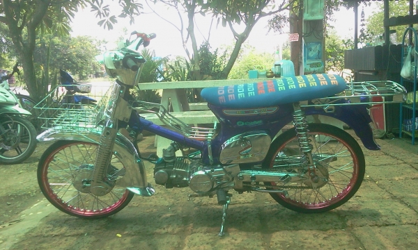 ขาย C70 เครื่องดรีม ลูกคาเซ่ ชัก 3 เเคมเเต่ง คาบูเเดชเเท้(ไม่ ท.บ) ค่าตัว 12000 บ.