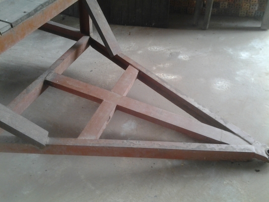 ขายตามสภาพเทเลอร์ยาว3เมตรกวาง1.60ซ.มติดกับรถไถ45แรงคูโบต้าเฟื่องท้ายรถยนต์