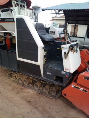 ขายรถเกี่ยวข้าว