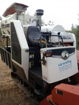 ขายรถเกี่ยวข้าว