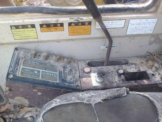 **408,000 บ.ต่อรอง///แบคโฮ PC100-3 ** ขาย KOMATSU-100 แบคโฮ พิมพ์นิยม KOMATSU PC100-3 S.No.19412 เครื่องเดิม ปั้มเดิม คอนโทรลยาว เครื่องKOMATSU 4สูบ เครื่องดี แรงดี ปั้มดี แรง ดี ทำงานดี เร็วดี บูมอาร์มดี สวย บุ้งกี๋ดี ยังหนาครับ เอวดี แน่น ไม่แตกไม่ร้าว