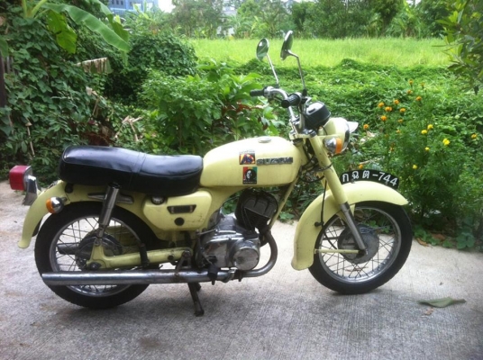 ขาย k125 mark3 ทะเบียนโอน สีสวย เครื่งฟิต cdiแล้ว ขาย22000 ราคานี้มาก่อนได้ก่อน
