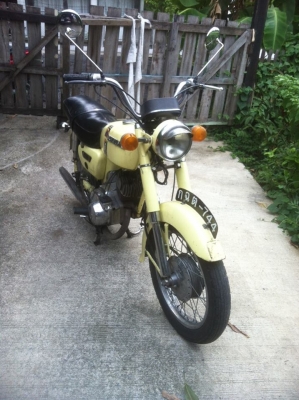 ขาย k125 mark3 ทะเบียนโอน สีสวย เครื่งฟิต cdiแล้ว ขาย22000 ราคานี้มาก่อนได้ก่อน