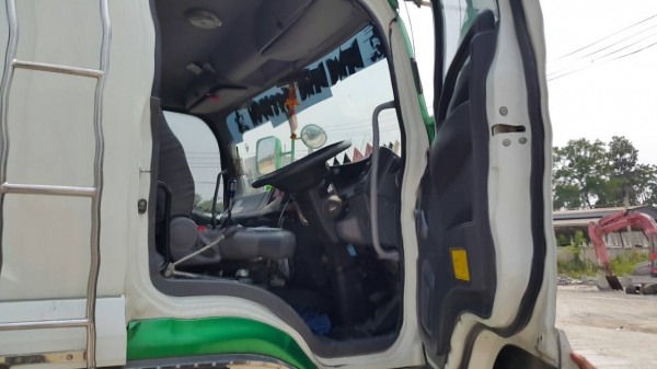 ขายรถพ่วง 22 ล้อ แม่-ลูก กระบะเนียมคอกเกษตรดั้ม อู่.ส สมบัติ ISUZU 360 ปี.54-55 สภาพสวย วิ้งแค่ 370000 กว่าๆ ราคา.2850000 สนใจนัดดูรถได้