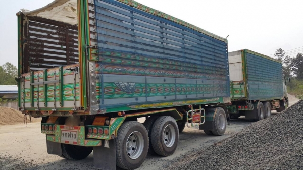 ขายรถพ่วง 22 ล้อ แม่-ลูก กระบะเนียมคอกเกษตรดั้ม อู่.ส สมบัติ ISUZU 360 ปี.54-55 สภาพสวย วิ้งแค่ 370000 กว่าๆ ราคา.2850000 สนใจนัดดูรถได้