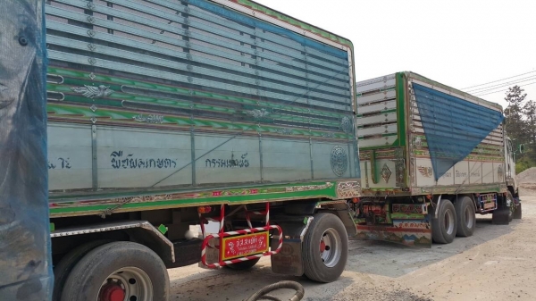 ขายรถพ่วง 22 ล้อ แม่-ลูก กระบะเนียมคอกเกษตรดั้ม อู่.ส สมบัติ ISUZU 360 ปี.54-55 สภาพสวย วิ้งแค่ 370000 กว่าๆ ราคา.2850000 สนใจนัดดูรถได้