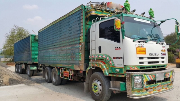 ขายรถพ่วง 22 ล้อ แม่-ลูก กระบะเนียมคอกเกษตรดั้ม อู่.ส สมบัติ ISUZU 360 ปี.54-55 สภาพสวย วิ้งแค่ 370000 กว่าๆ ราคา.2850000 สนใจนัดดูรถได้