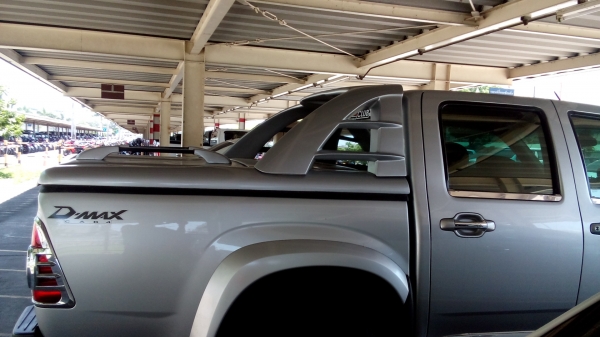 ฝาครอบกระบะพร้อมโรบาร์