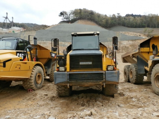 ARTICULATED DUMPER  HM400-1 #**** ปี2003 12354ชม. หากรอของได้ 30-45 วัน ติดต่อมาได้เลยครับ