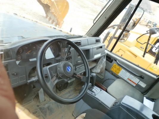 ARTICULATED DUMPER  HM400-1 #**** ปี2003 12354ชม. หากรอของได้ 30-45 วัน ติดต่อมาได้เลยครับ