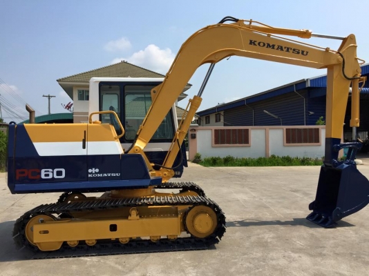 รถขุด KOMATSU PC60-6 มือสอง นำเข้าเอง จากญี่ปุ่นแท้ๆ