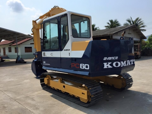 รถขุด KOMATSU PC60-6 มือสอง นำเข้าเอง จากญี่ปุ่นแท้ๆ
