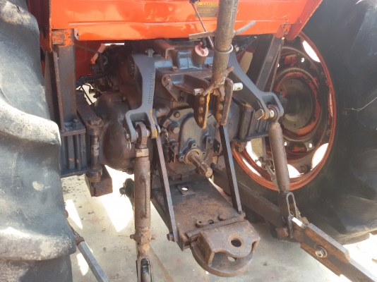 ปัญญาแทรคเตอร์..จัดมาให้ครับ ด่วน!!!คูโบต้า M5000 ใบมีดคานล่าง (อ.คลองขลุง จ.กำแพงเพชร)