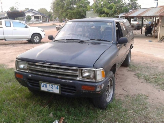 ขายรถยนต์ toyota ไมตี้แวน4ที่นั้ง พ.เพาเวอร์ แอร์เย็น แชชซีสวยเครื่องดี สภาพใช้งานได้เลย เอกสารเล่มทะเบียนพร้อมโอน ช่วงล่างดี ภายในสวย