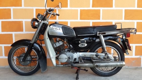 วุฒิ นนบุรี ขาย K125cc. m4 พร้อมบังลมเอกสารทะเบียนพร้อมโอน วุฒิ นนบุรี ขาย K125cc. m4 พร้อมบังลมเอกสารทะเบียนพร้อมโอน