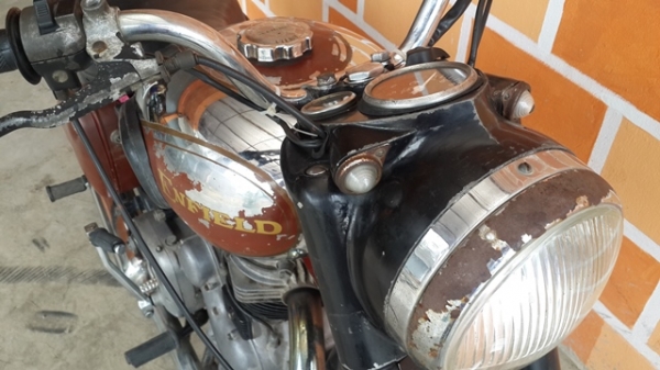 วุฒิ นนบุรี ขาย รอเยอร์ แอนฟิว 500cc. สภาพเดิมๆเครื่องยนดีพร้อมใช้ตับ