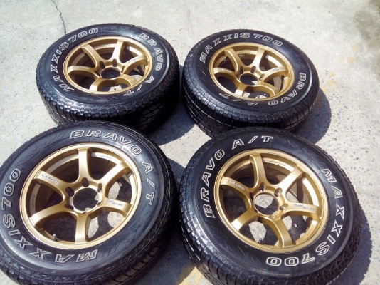 Ienso 17กว้าง8" ทั้ง4 พร้อมยาง265-65-17 ปี12 ดอกนิ่มใช้ยาวๆ ขาย 12500(แถมน็อตRAY1กล่อง) ยุปทุม คลองหลวง 0898128457 ส่งทั่วไทย