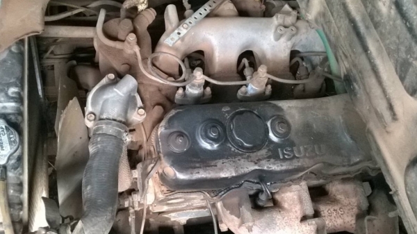 ขาย 6 ล้อ KS เครื่อง 4BB1 ฝาดำ 100 แรงม้า คัสซีใช้ได้ ยาง 8.25/16 ทะเบียนพร้อมโอน ราคาต่อรองได้