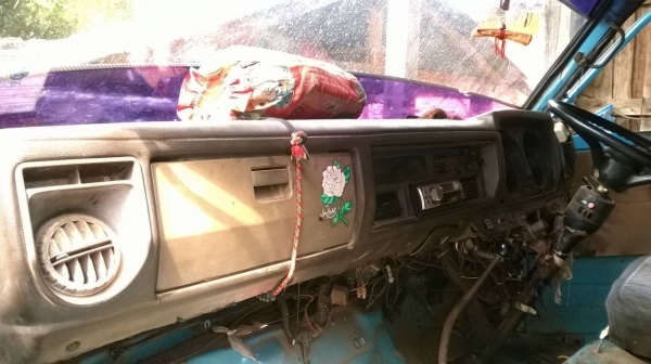 ขาย 6 ล้อ KS เครื่อง 4BB1 ฝาดำ 100 แรงม้า คัสซีใช้ได้ ยาง 8.25/16 ทะเบียนพร้อมโอน ราคาต่อรองได้