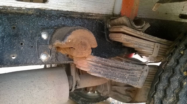 ขาย 6 ล้อ KS เครื่อง 4BB1 ฝาดำ 100 แรงม้า คัสซีใช้ได้ ยาง 8.25/16 ทะเบียนพร้อมโอน ราคาต่อรองได้