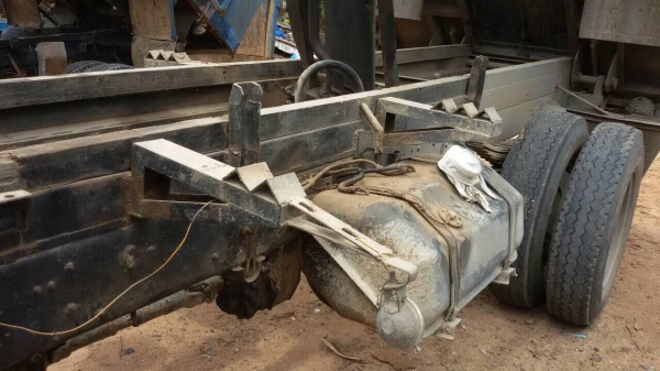 ลดราคา (260,000)) ฮีโน่ KL-300  ดั้ม สภาพพร้อมใช้งาน ภาษีเต็มเล่มพร้อมโอน